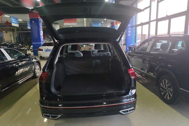 Used Volkswagen Tiguan L New Energy 2023 430 PHEV Plug-in Hybrid Prestige Edition Trunk