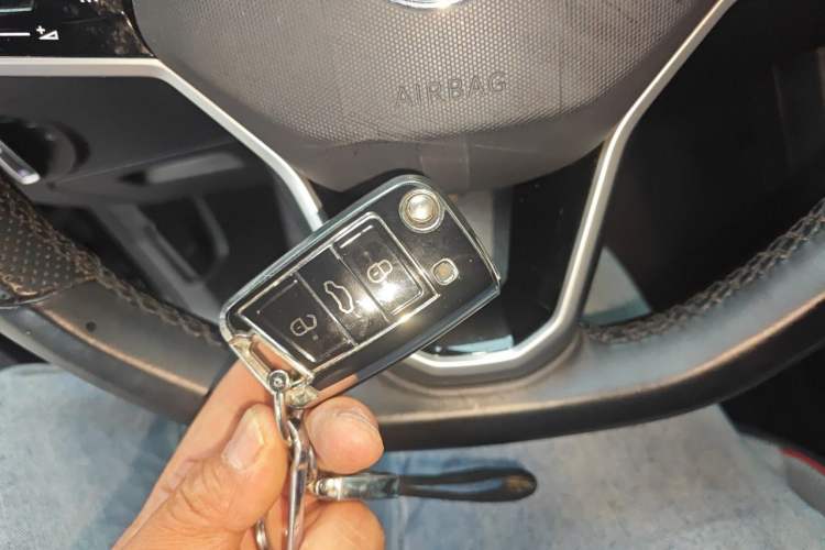 Used Volkswagen Tiguan L New Energy 2023 430 PHEV Plug-in Hybrid Flagship Edition Vehicle Key