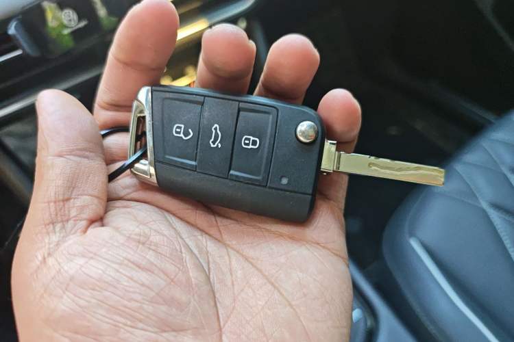 Used Volkswagen Tiguan L New Energy 2023 430 PHEV Plug-in Hybrid Prestige Edition Vehicle Key