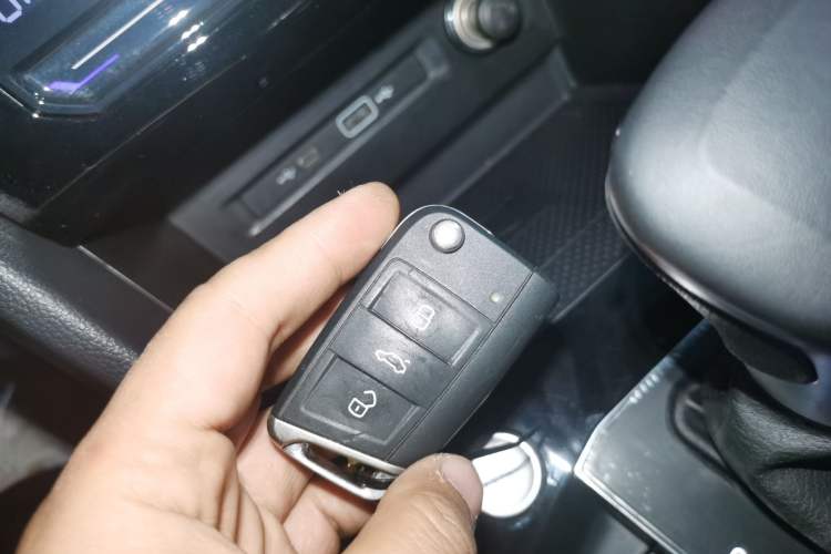 Used Volkswagen Tiguan L New Energy 2023 430 PHEV Plug-in Hybrid Flagship Edition Vehicle Key