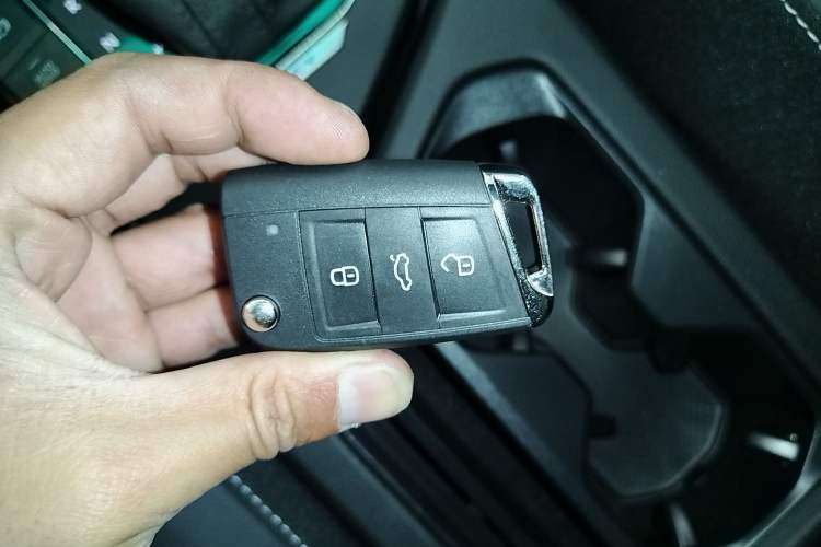 Used Volkswagen Tiguan L New Energy 2023 430 PHEV Plug-in Hybrid Prestige Edition Vehicle Key