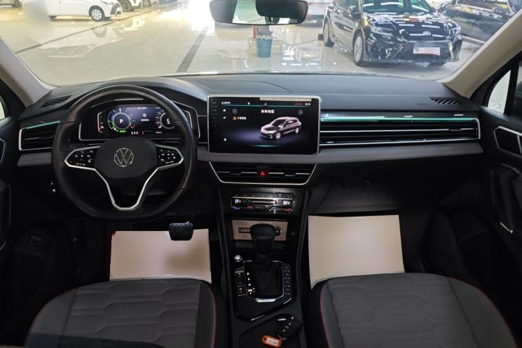Used Volkswagen Tiguan L New Energy 2023 430 PHEV Plug-in Hybrid Flagship Edition Center Console