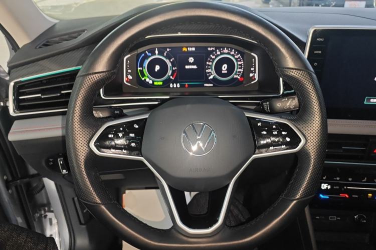 Used Volkswagen Tiguan L New Energy 2023 430 PHEV Plug-in Hybrid Flagship Edition Steering Wheel