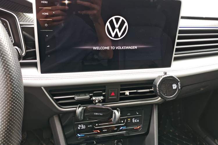 Used Volkswagen Tiguan L New Energy 2023 430 PHEV Plug-in Hybrid Flagship Edition Audio And AC Panel
