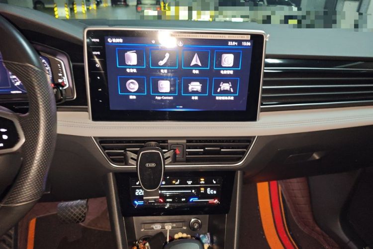 Used Volkswagen Tiguan L New Energy 2023 430 PHEV Plug-in Hybrid Prestige Edition Audio And AC Panel