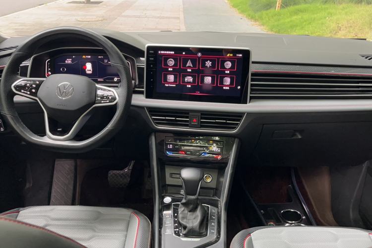 Used Volkswagen Tiguan L New Energy 2023 430 PHEV Plug-in Hybrid Flagship Edition Center Console