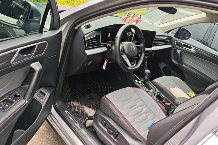 Used Volkswagen Tiguan L New Energy 2023 430 PHEV Plug-in Hybrid Flagship Edition Driver Seat