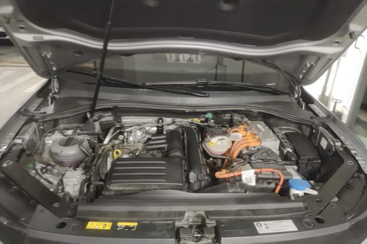 Used Volkswagen Tiguan L New Energy 2023 430 PHEV Plug-in Hybrid Flagship Edition Engine Bay