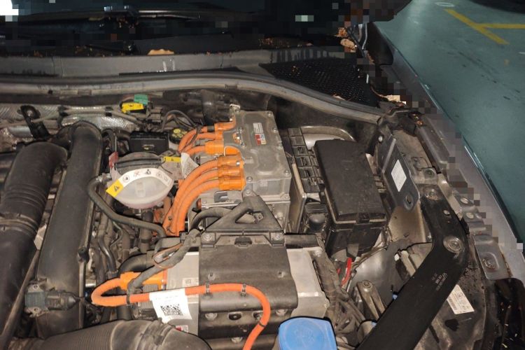 Used Volkswagen Tiguan L New Energy 2023 430 PHEV Plug-in Hybrid Prestige Edition Engine Bay Left