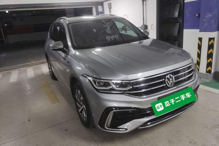 Used Volkswagen Tiguan L New Energy 2023 430 PHEV Plug-in Hybrid Flagship Edition Front Right 45 Deg