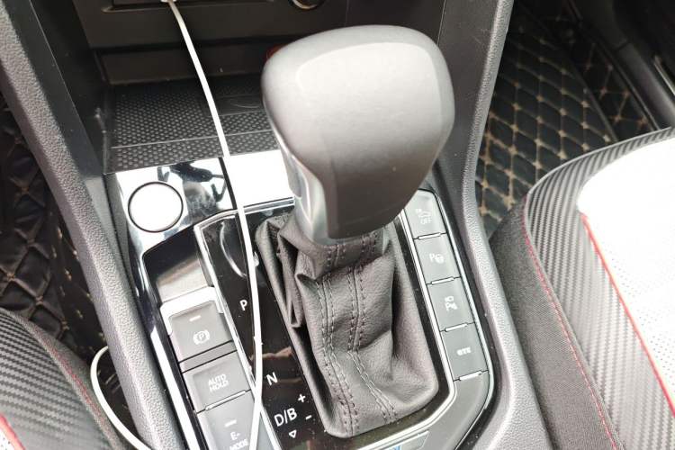 Used Volkswagen Tiguan L New Energy 2023 430 PHEV Plug-in Hybrid Flagship Edition Gear Lever