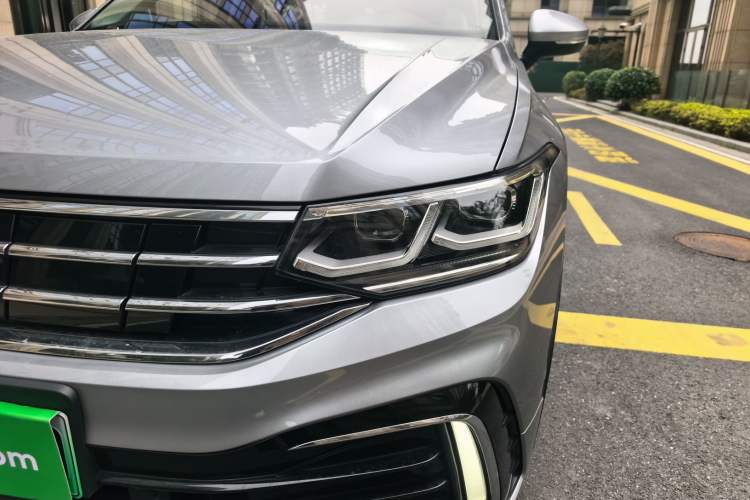 Used Volkswagen Tiguan L New Energy 2023 430 PHEV Plug-in Hybrid Flagship Edition Left Front Headlight