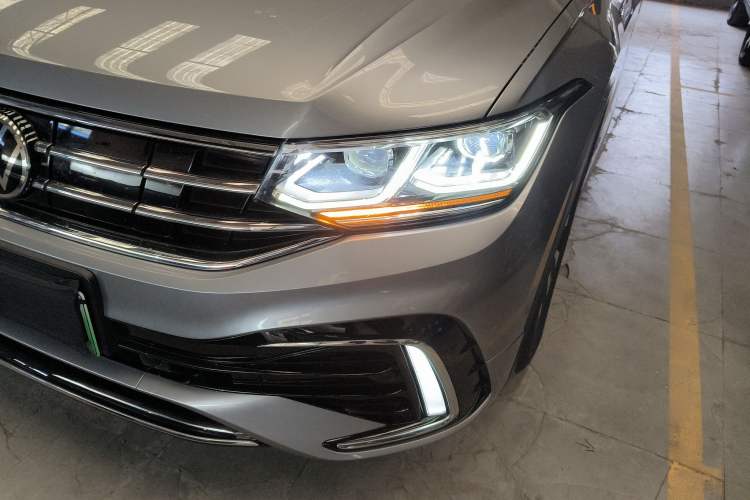 Used Volkswagen Tiguan L New Energy 2023 430 PHEV Plug-in Hybrid Flagship Edition Left Front Headlight