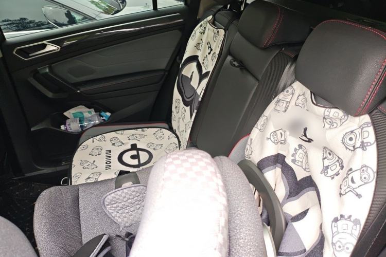 Used Volkswagen Tiguan L New Energy 2023 430 PHEV Plug-in Hybrid Flagship Edition Left Rear Seat