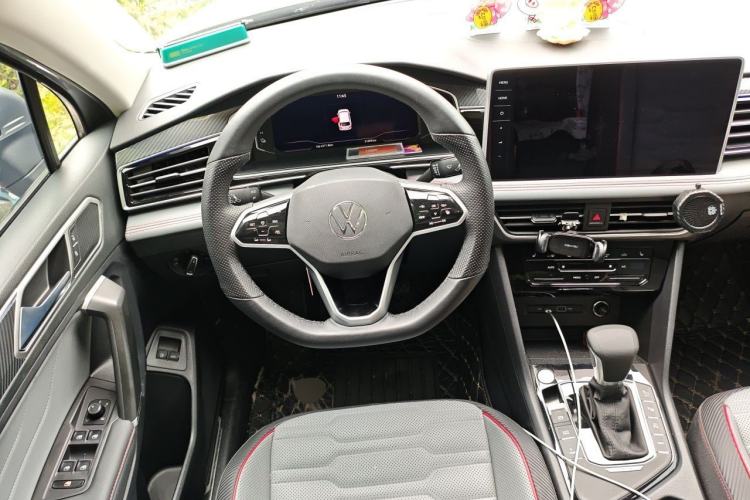Used Volkswagen Tiguan L New Energy 2023 430 PHEV Plug-in Hybrid Flagship Edition Steering Wheel