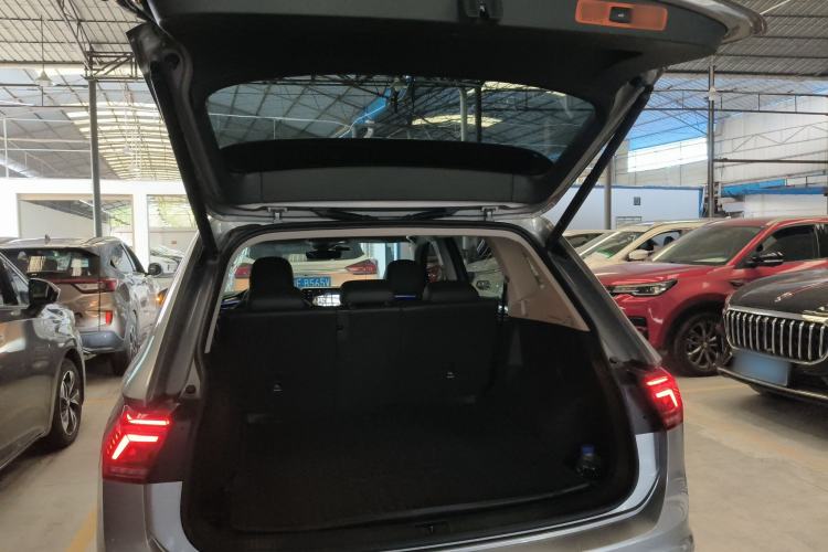 Used Volkswagen Tiguan L New Energy 2023 430 PHEV Plug-in Hybrid Flagship Edition Trunk
