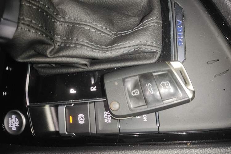 Used Volkswagen Tiguan L New Energy 2023 430 PHEV Plug-in Hybrid Flagship Edition Vehicle Key