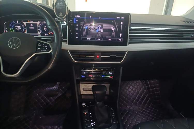 Used Volkswagen Tiguan L New Energy 2023 430 PHEV Plug-in Hybrid Prestige Edition Audio And AC Panel