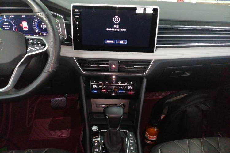 Used Volkswagen Tiguan L New Energy 2023 430 PHEV Plug-in Hybrid Prestige Edition Audio And AC Panel