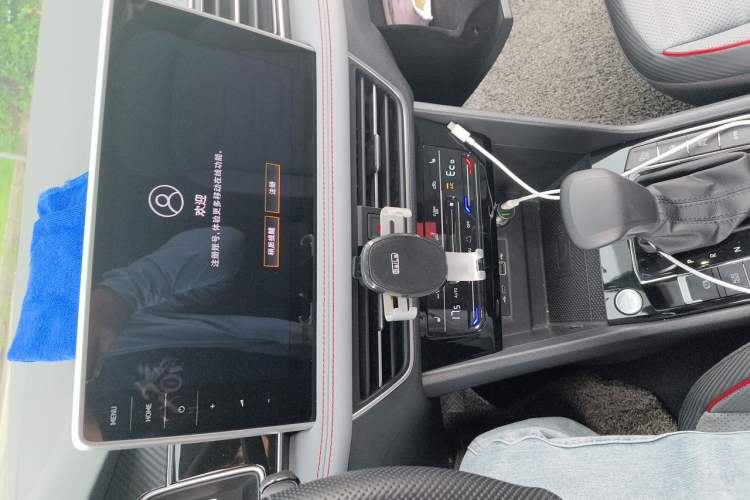 Used Volkswagen Tiguan L New Energy 2023 430 PHEV Plug-in Hybrid Flagship Edition Audio And AC Panel