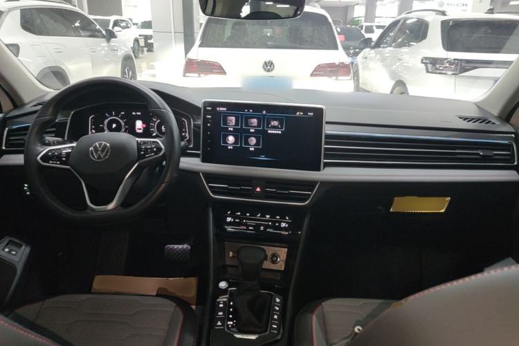 Used Volkswagen Tiguan L New Energy 2023 430 PHEV Plug-in Hybrid Flagship Edition Center Console