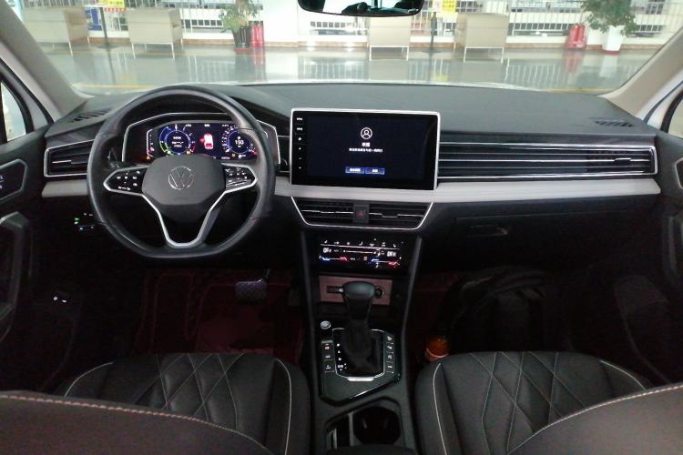 Used Volkswagen Tiguan L New Energy 2023 430 PHEV Plug-in Hybrid Prestige Edition Center Console