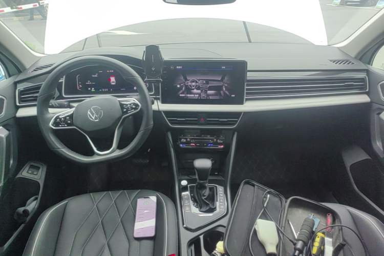 Used Volkswagen Tiguan L New Energy 2023 430 PHEV Plug-in Hybrid Prestige Edition Center Console