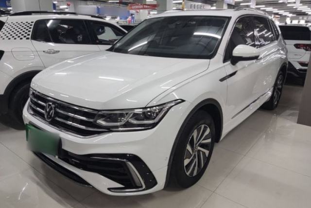 Ojetý Volkswagen Tiguan L New Energy 2023 430 PHEV Plug-in Hybrid Flagship Edition