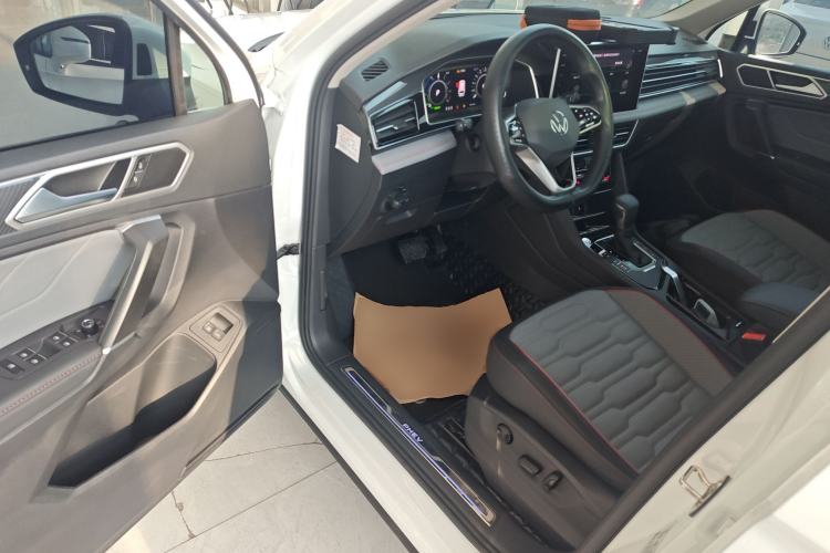 Used Volkswagen Tiguan L New Energy 2023 430 PHEV Plug-in Hybrid Flagship Edition Driver Seat