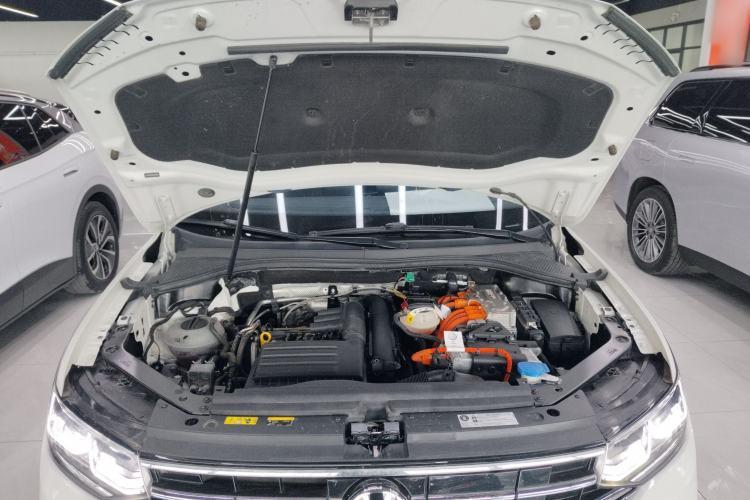 Used Volkswagen Tiguan L New Energy 2023 430 PHEV Plug-in Hybrid Flagship Edition Engine Bay