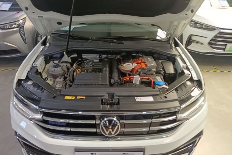 Used Volkswagen Tiguan L New Energy 2023 430 PHEV Plug-in Hybrid Prestige Edition Engine Bay