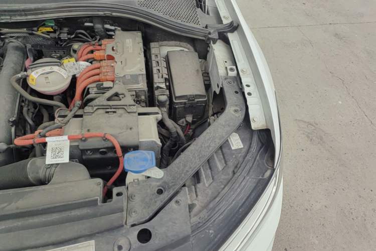Used Volkswagen Tiguan L New Energy 2023 430 PHEV Plug-in Hybrid Prestige Edition Engine Bay Left