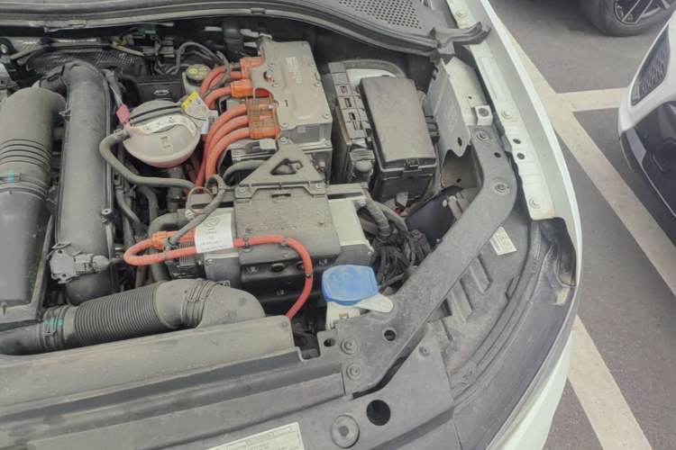 Used Volkswagen Tiguan L New Energy 2023 430 PHEV Plug-in Hybrid Prestige Edition Engine Bay Left