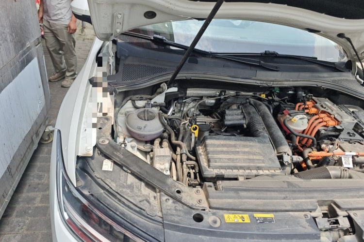 Used Volkswagen Tiguan L New Energy 2023 430 PHEV Plug-in Hybrid Prestige Edition Engine Bay Right