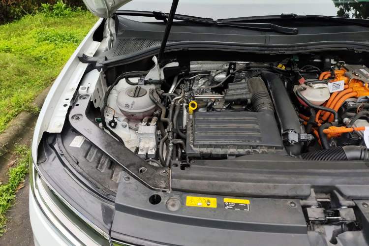 Used Volkswagen Tiguan L New Energy 2023 430 PHEV Plug-in Hybrid Prestige Edition Engine Bay Right