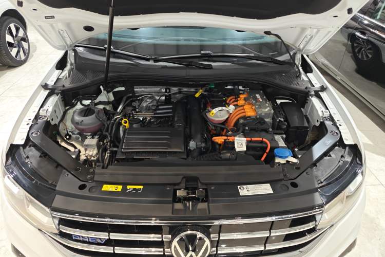 Used Volkswagen Tiguan L New Energy 2023 430 PHEV Plug-in Hybrid Flagship Edition Engine Bay