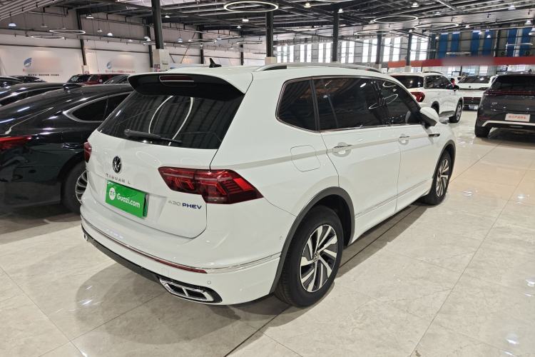 Used Volkswagen Tiguan L New Energy 2023 430 PHEV Plug-in Hybrid Flagship Edition Exterior 3