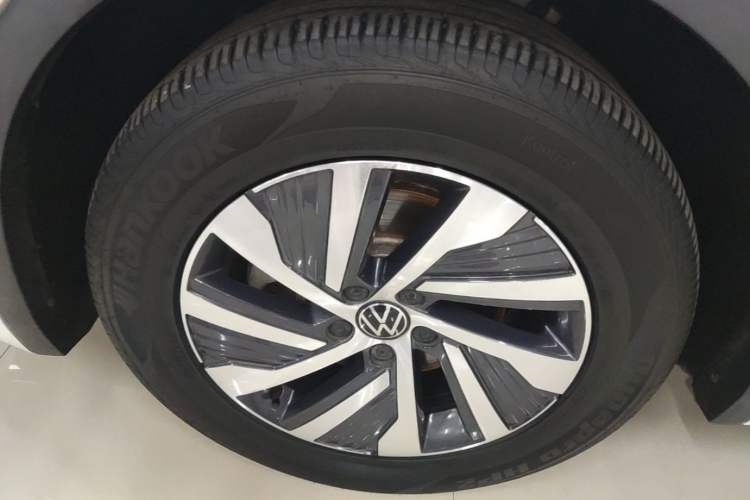 Used Volkswagen Tiguan L New Energy 2023 430 PHEV Plug-in Hybrid Flagship Edition Exterior 4