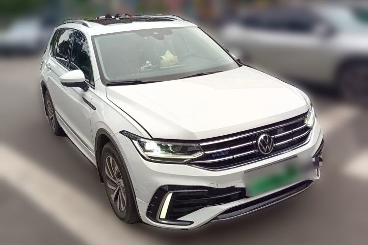 Used Volkswagen Tiguan L New Energy 2023 430 PHEV Plug-in Hybrid Flagship Edition Front Right 45 Deg