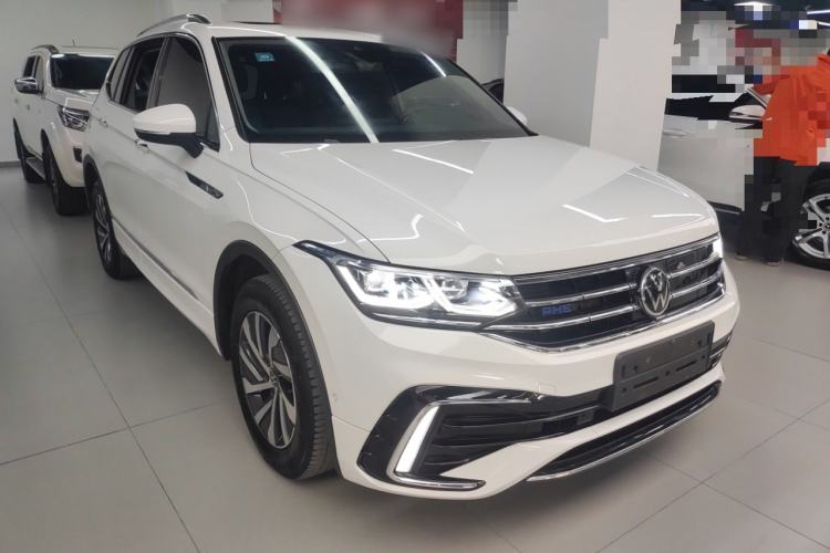 Used Volkswagen Tiguan L New Energy 2023 430 PHEV Plug-in Hybrid Flagship Edition Front Right 45 Deg