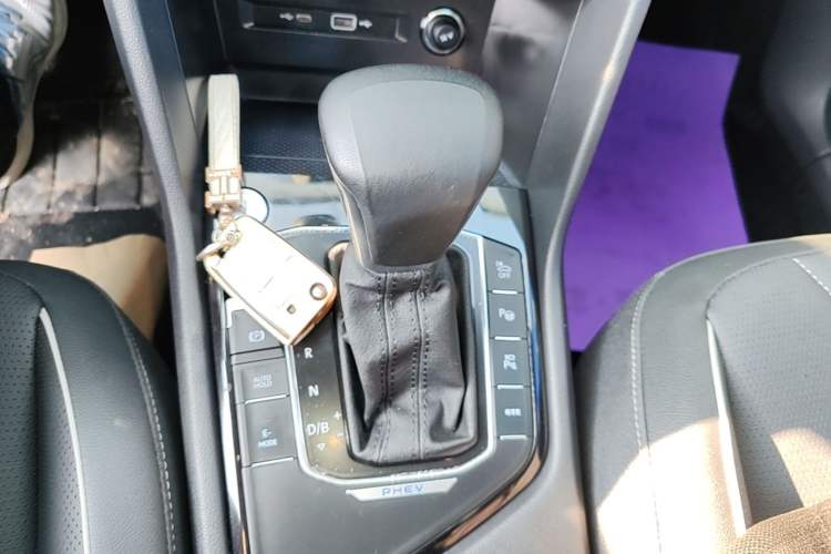 Used Volkswagen Tiguan L New Energy 2023 430 PHEV Plug-in Hybrid Prestige Edition Gear Lever