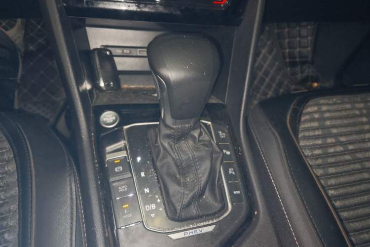 Used Volkswagen Tiguan L New Energy 2023 430 PHEV Plug-in Hybrid Prestige Edition Gear Lever