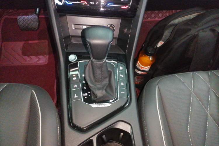 Used Volkswagen Tiguan L New Energy 2023 430 PHEV Plug-in Hybrid Prestige Edition Gear Lever