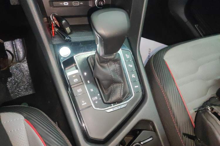 Used Volkswagen Tiguan L New Energy 2023 430 PHEV Plug-in Hybrid Flagship Edition Gear Lever