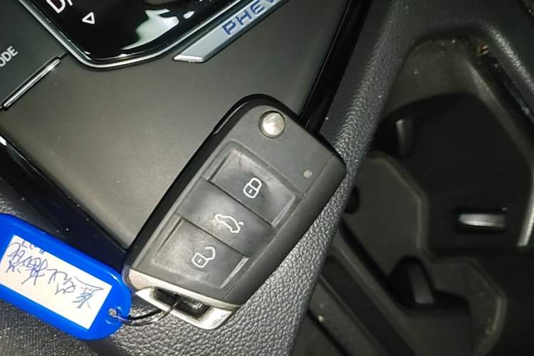 Used Volkswagen Tiguan L New Energy 2023 430 PHEV Plug-in Hybrid Flagship Edition Interior 1