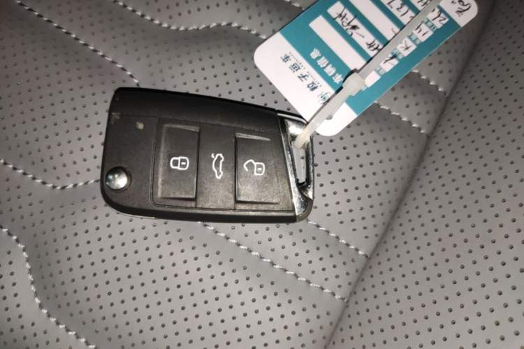Used Volkswagen Tiguan L New Energy 2023 430 PHEV Plug-in Hybrid Flagship Edition Interior 1