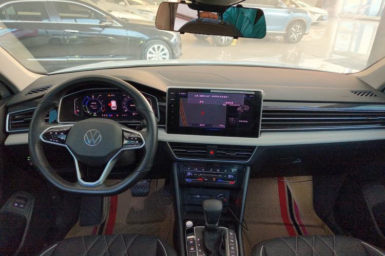 Used Volkswagen Tiguan L New Energy 2023 430 PHEV Plug-in Hybrid Prestige Edition Interior 2
