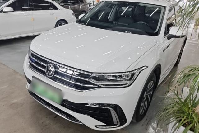 Ojetý Volkswagen Tiguan L New Energy 2023 430 PHEV Plug-in Hybrid Prestige Edition
