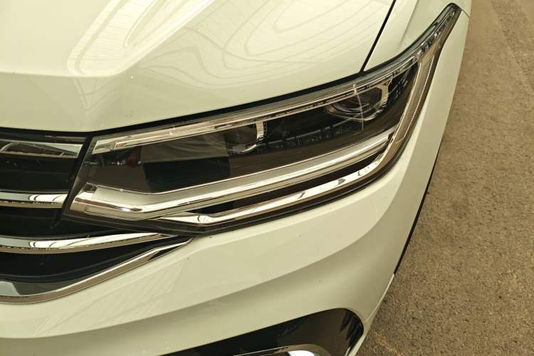 Used Volkswagen Tiguan L New Energy 2023 430 PHEV Plug-in Hybrid Prestige Edition Left Front Headlight