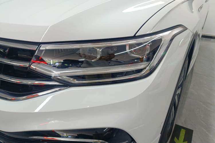 Used Volkswagen Tiguan L New Energy 2023 430 PHEV Plug-in Hybrid Prestige Edition Left Front Headlight